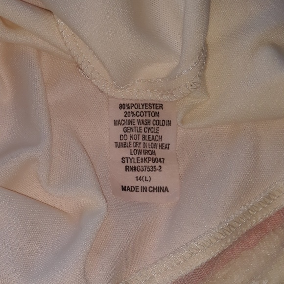 pink skirt with lace and beautiful details! - Picture 8 of 8